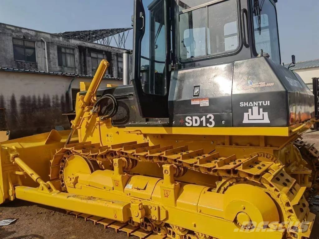 Shantui SD 13 크롤러 도저