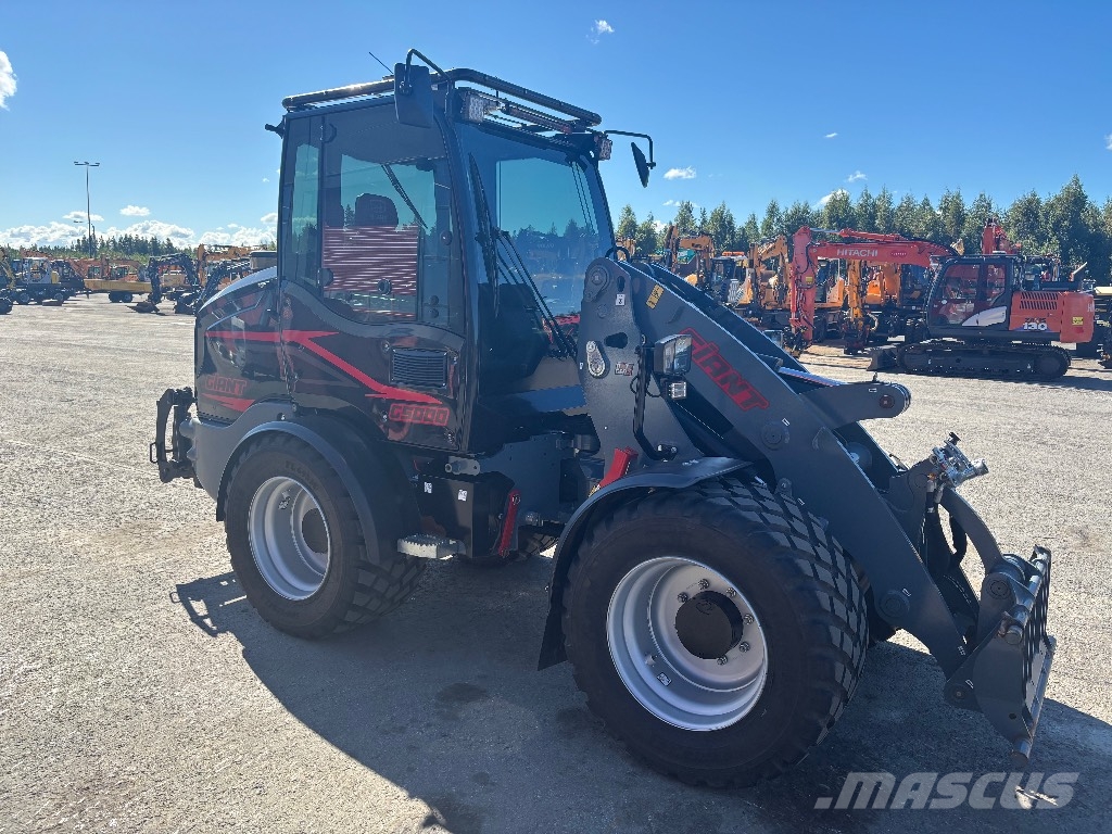 GiANT G5000 / Pienet tunnit, Stage V لوادر بعجل
