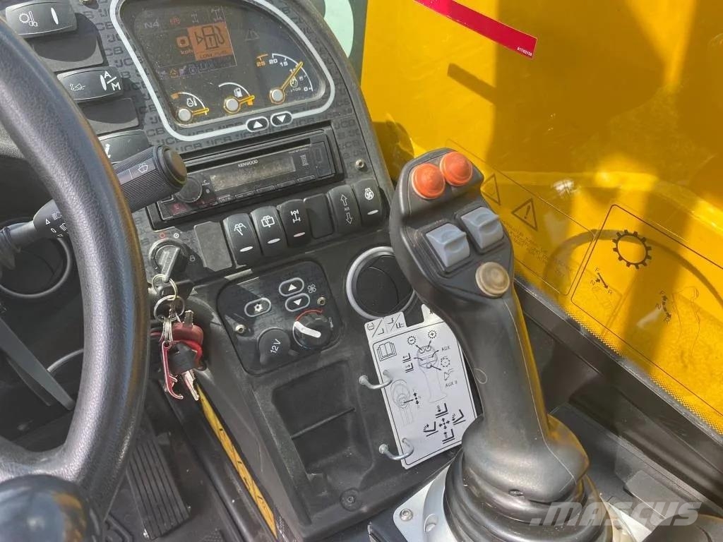 JCB 541-70 Agri Plus Телескопічні навантажувачі