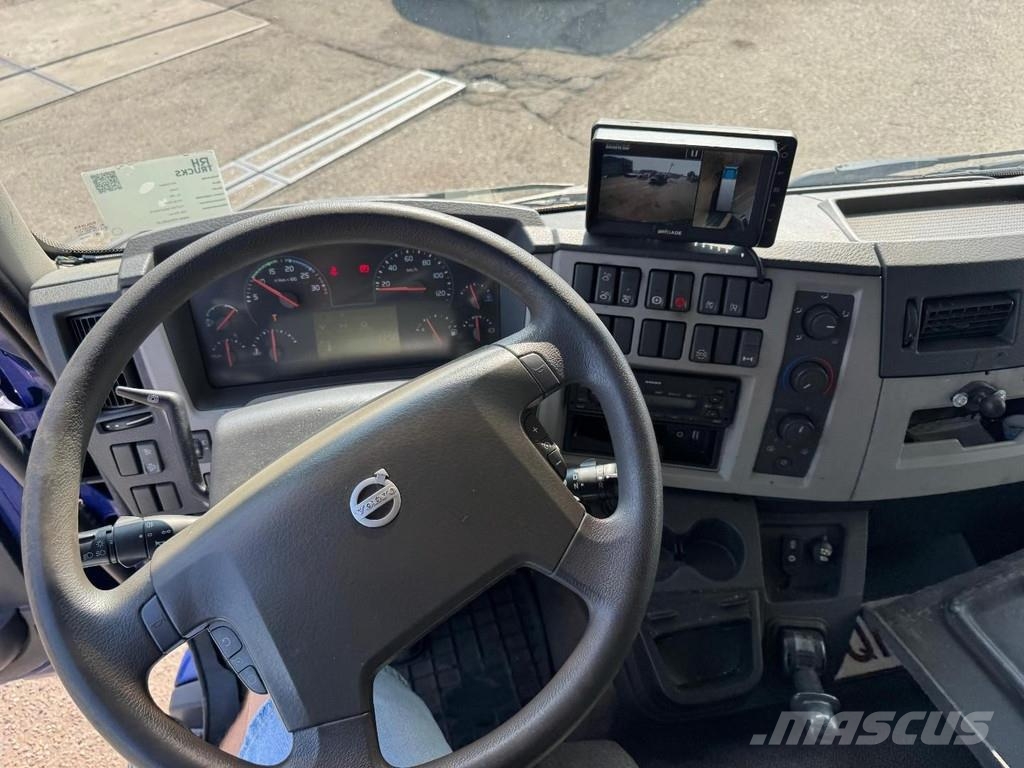 Volvo FL 250 GESLOTEN BAKWAGEN + KLEP Umpikorikuorma-autot