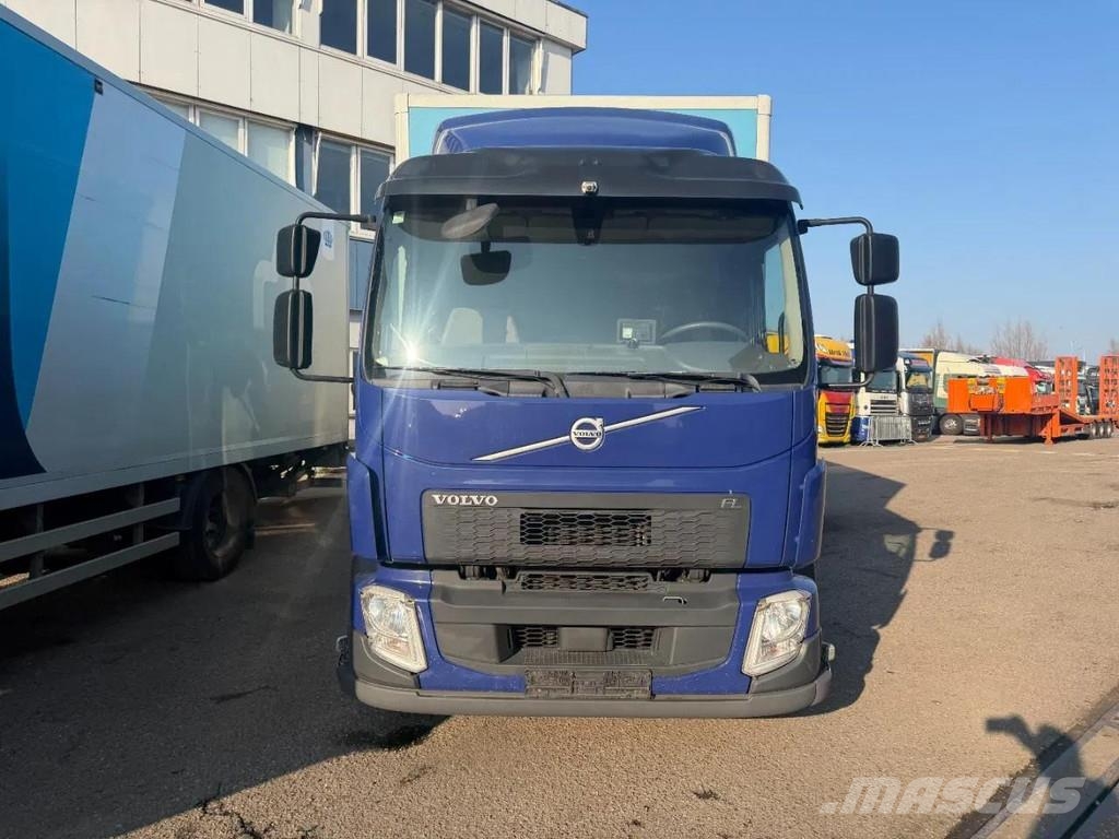 Volvo FL 250 GESLOTEN BAKWAGEN + KLEP Furgons