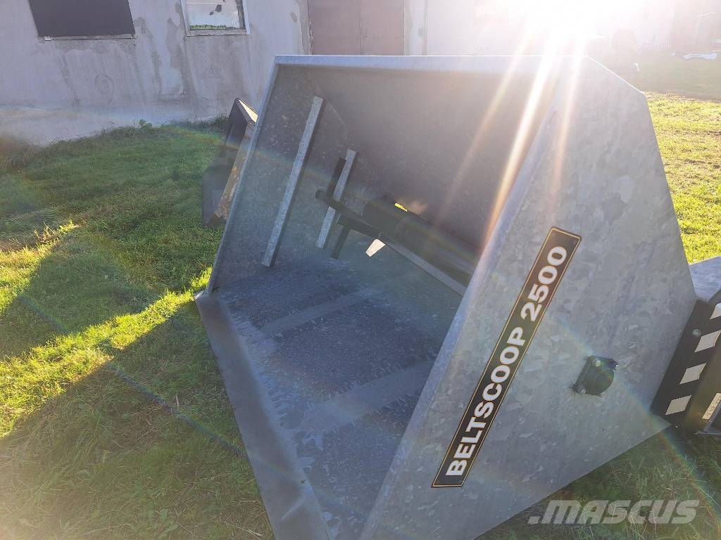 Beltscoop 2500 Futterverteilwagen