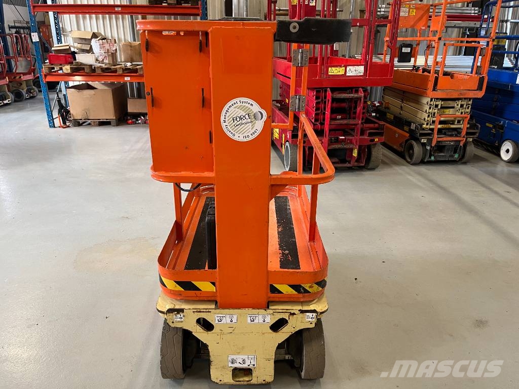 JLG 1230 ES Vertikalne radne podizne platforme