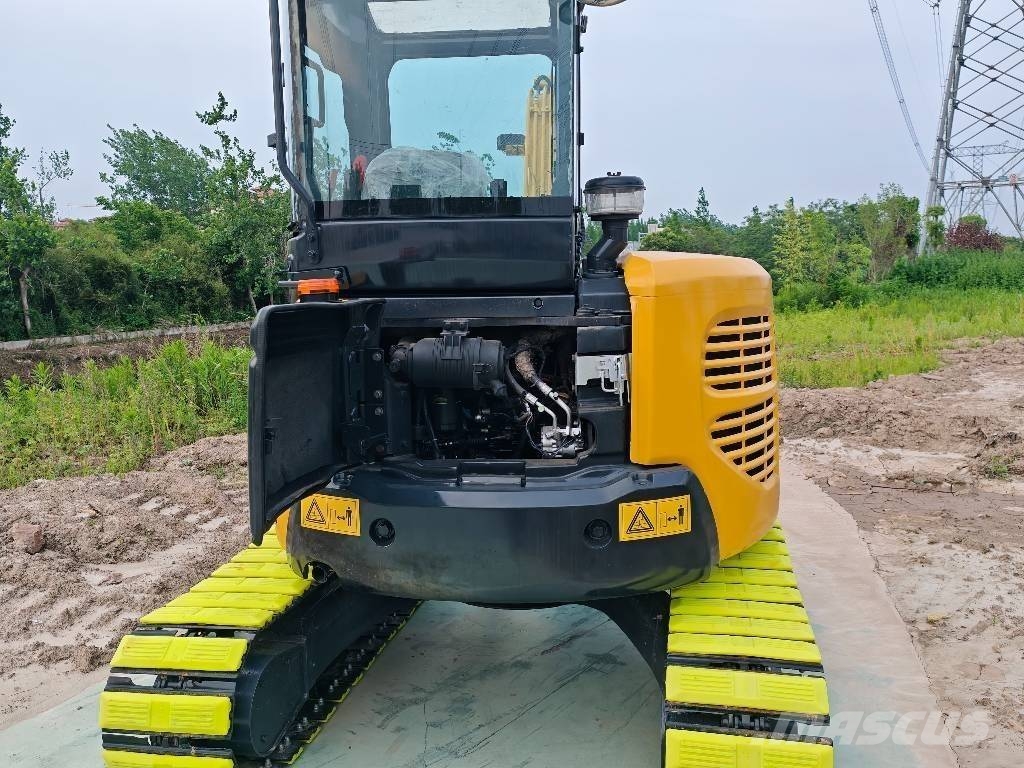 Komatsu PC 55 MR 小型挖掘机