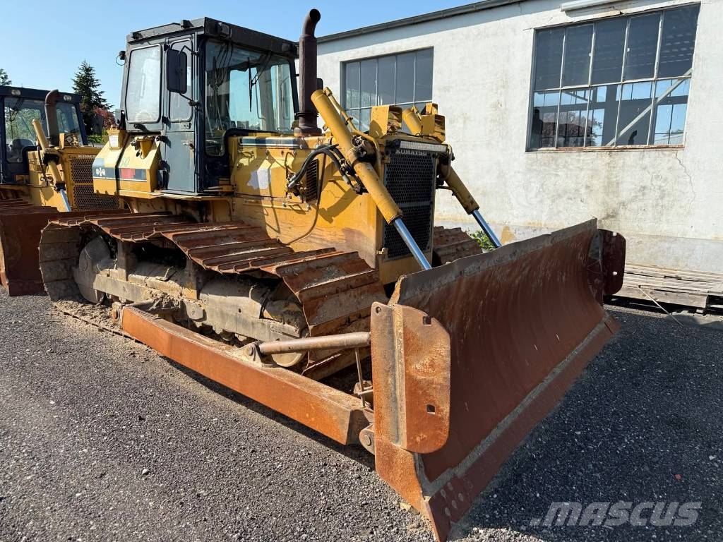 Komatsu D 65 P-8 Bulldozer