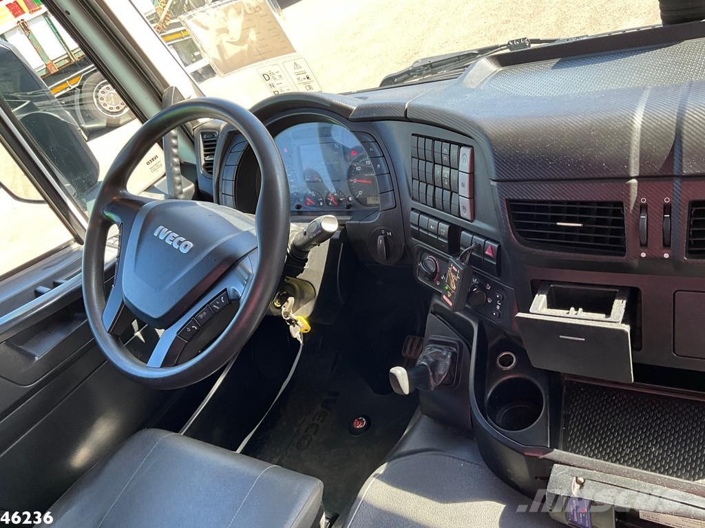 Iveco Stralis AD190S31 Euro 6 Fassi 15 Tonmeter laadkraa Bañeras basculantes usadas