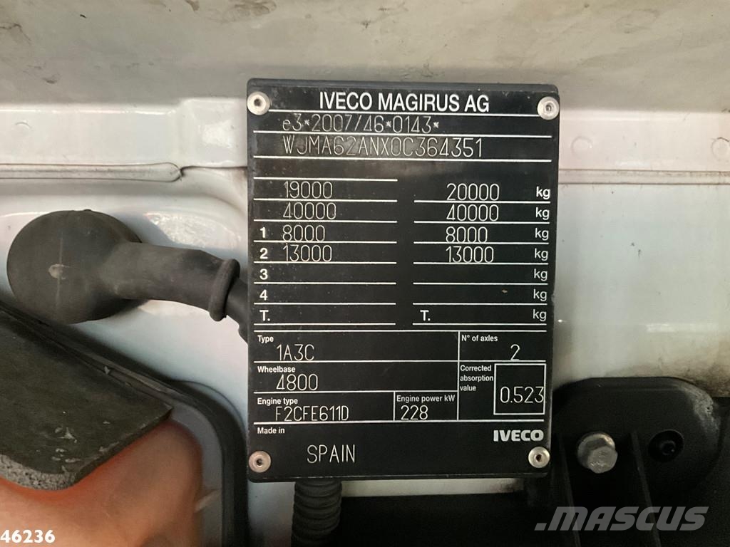 Iveco Stralis AD190S31 Euro 6 Fassi 15 Tonmeter laadkraa Bañeras basculantes usadas