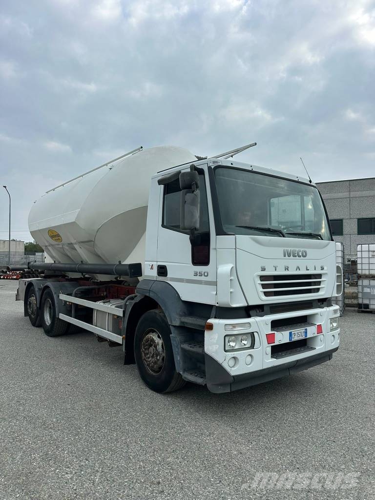 Iveco STRALIS 350 CON CISTERNA TRASPORTO GRANULATI Trekkers