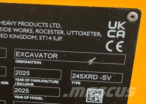 JCB 245XR Paletli ekskavatörler