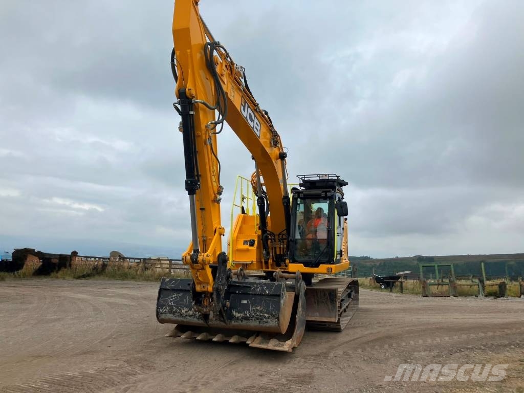JCB 245XR Paletli ekskavatörler