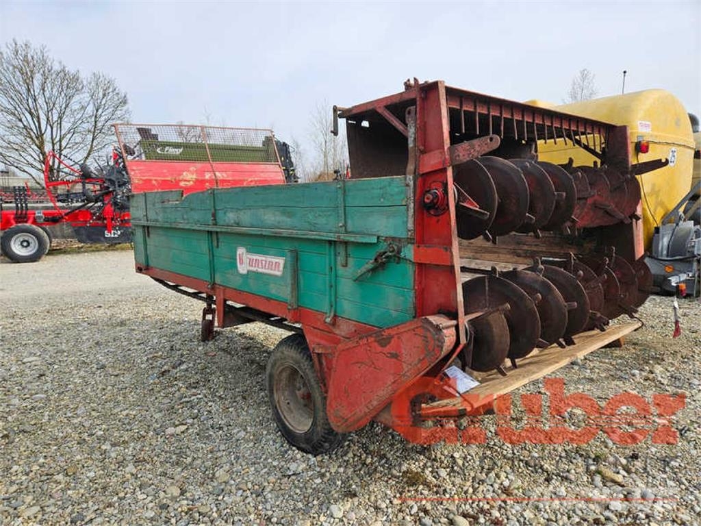 Unsinn R 3 Manure spreaders