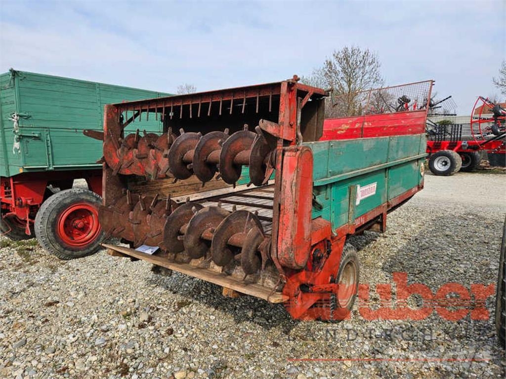 Unsinn R 3 Manure spreaders