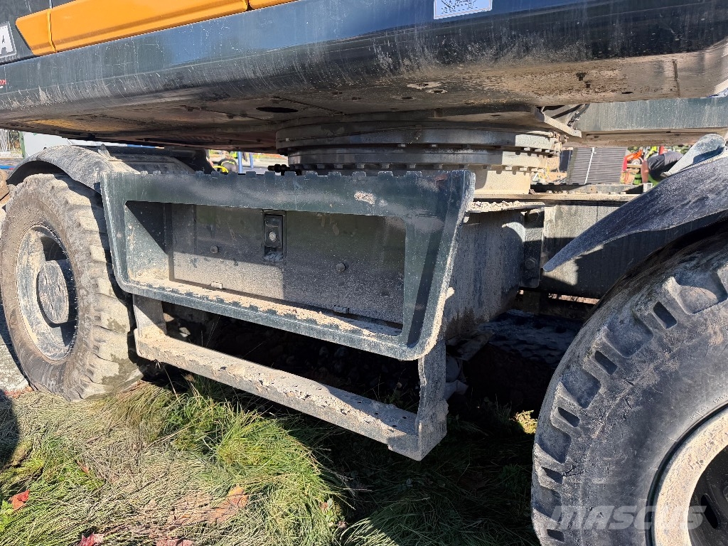 Hyundai HW 160 A Ratasekskavaatorid