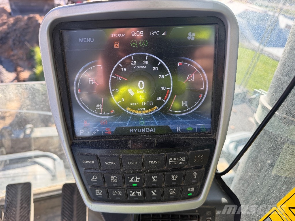 Hyundai HW 160 A Ratasekskavaatorid