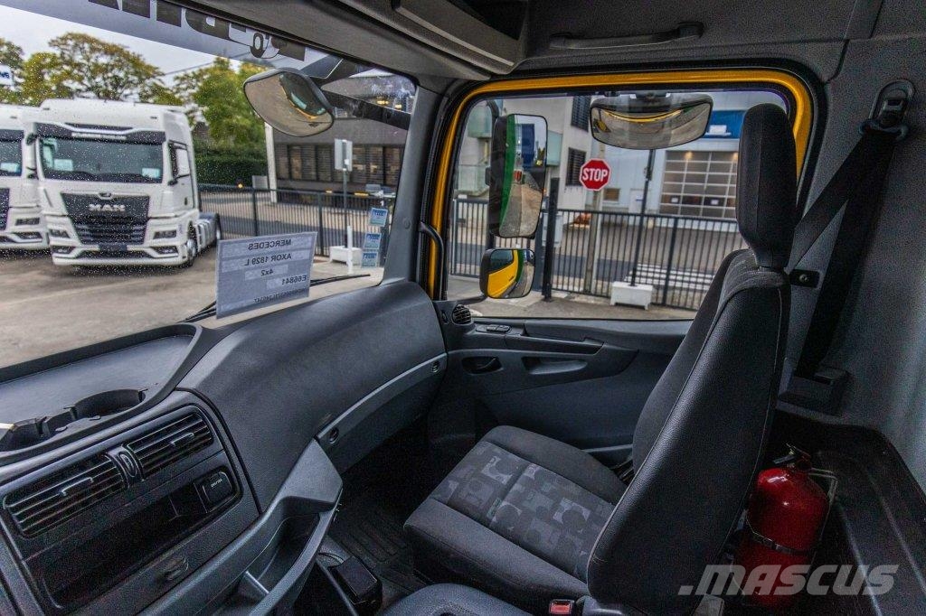 Mercedes-Benz AXOR 1829 L+DHOLLANDIA 3T. 貨箱式卡車