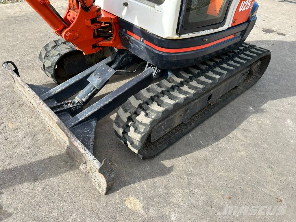Kubota U 25-3 Miniekskavaatorid < 7 t