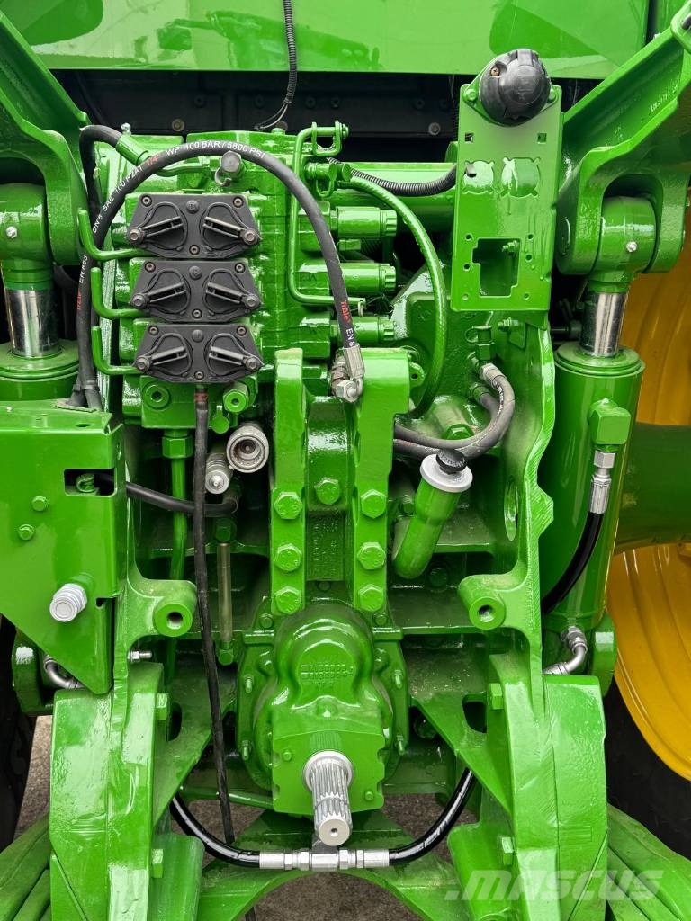 John Deere 8420 Tractors