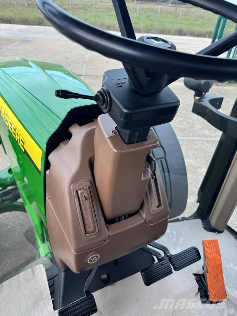 John Deere 8420 Tractors