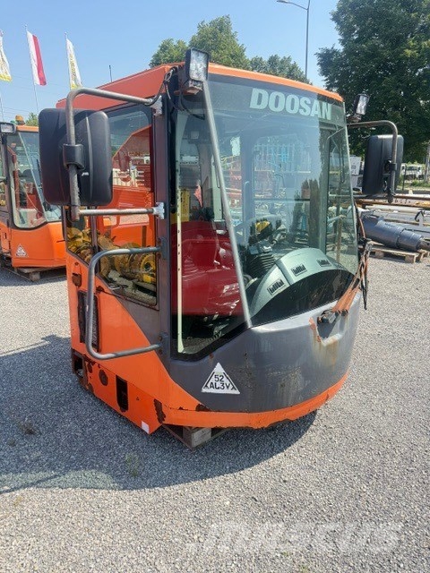 Doosan DL 420 USED CAB Cabina
