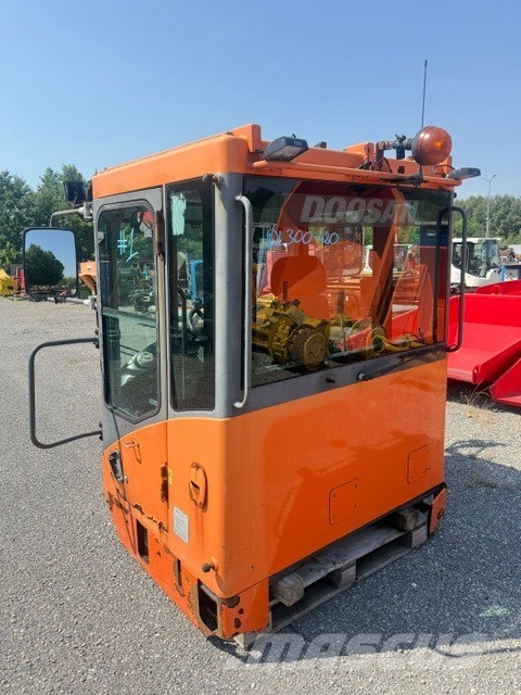 Doosan DL 420 USED CAB Cabina