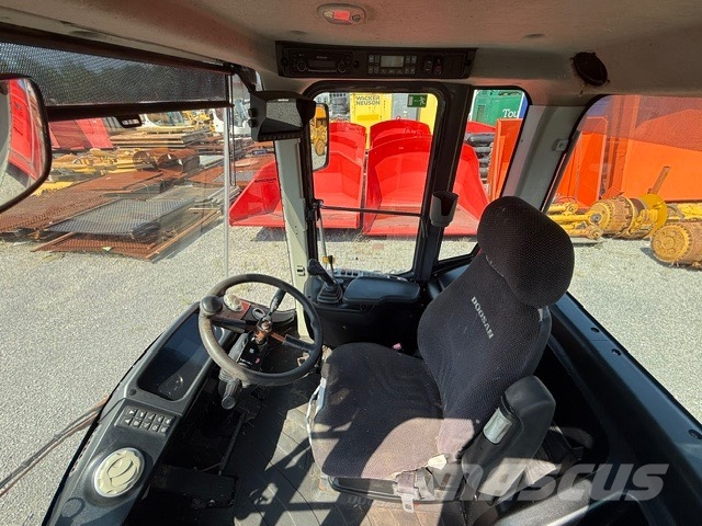 Doosan DL 420 USED CAB Cabina