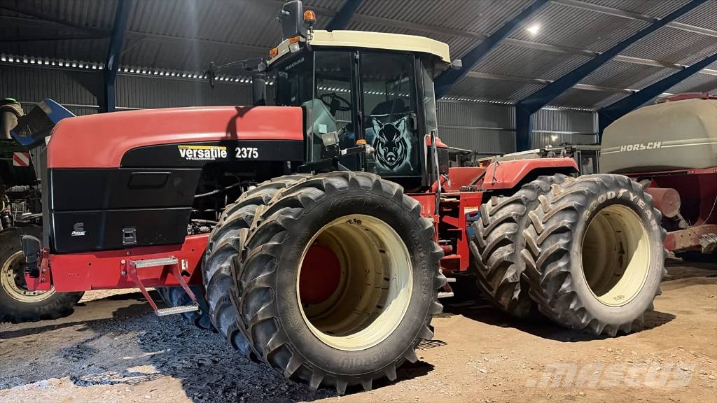Buhler Versatile 2375 拖拉机/农用车