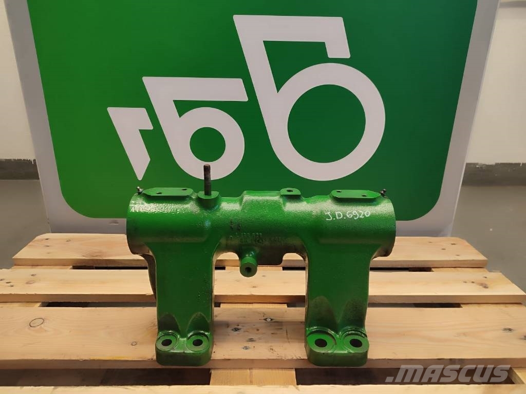 John Deere Bracket L155523 John Deere 6920 Шасі