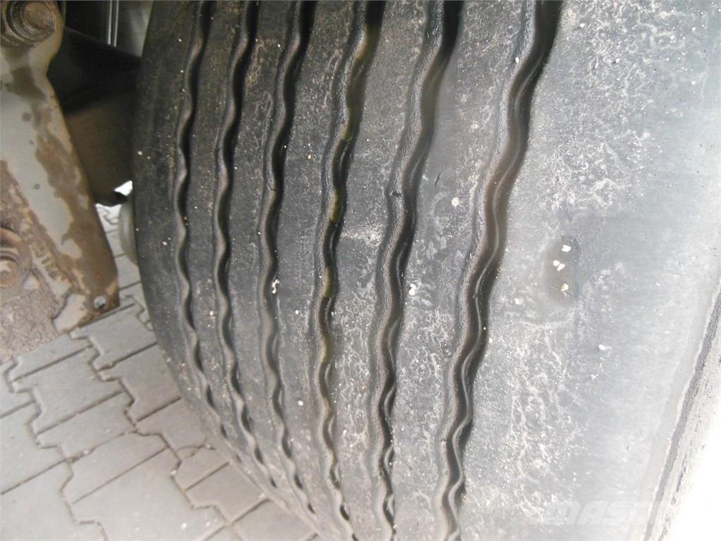 Krone SD Mega Liner Poluprikolice sa ciradom