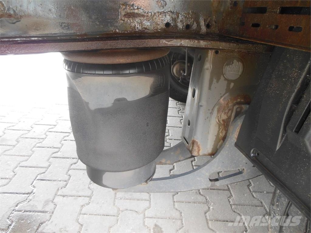Krone SD Mega Liner Poluprikolice sa ciradom