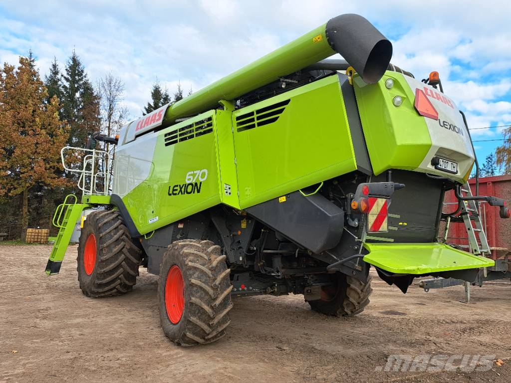CLAAS Lexion 670 Θεριζοαλωνιστικές μηχανές