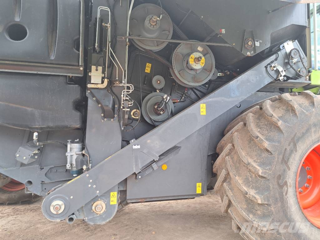 CLAAS Lexion 670 Θεριζοαλωνιστικές μηχανές