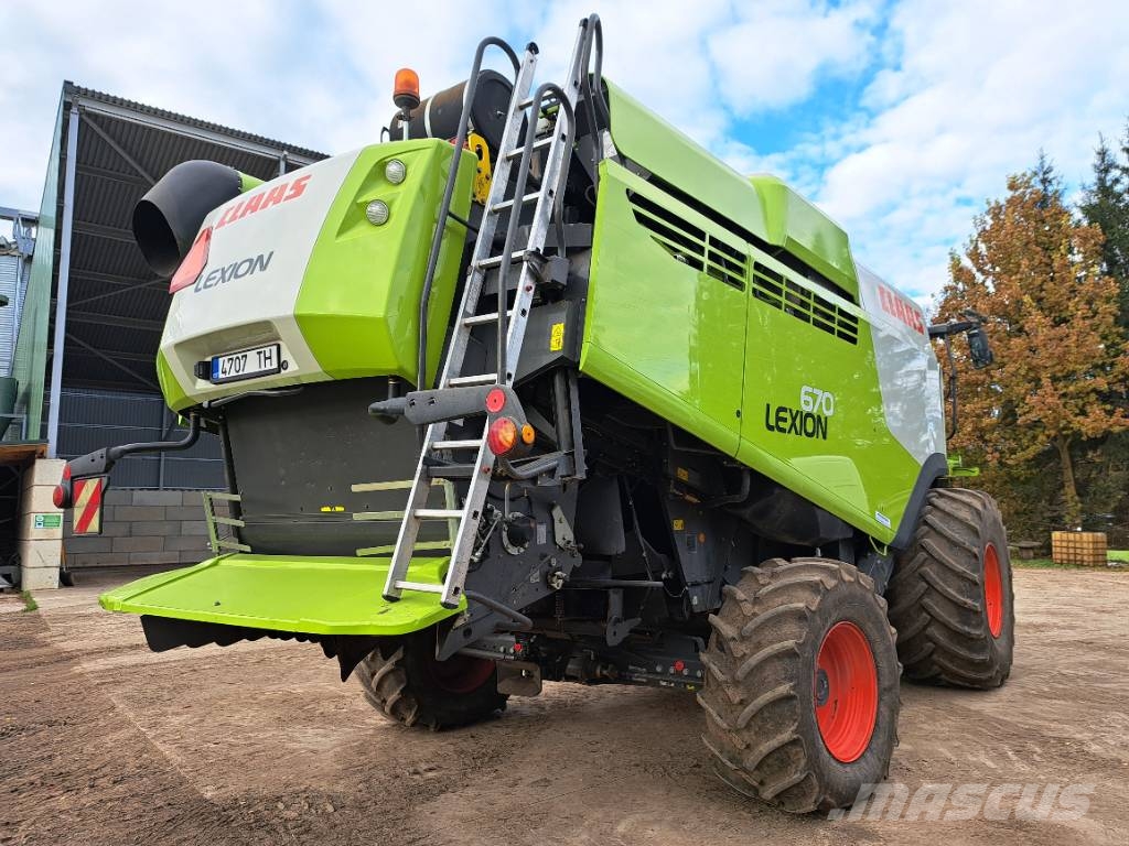 CLAAS Lexion 670 Θεριζοαλωνιστικές μηχανές