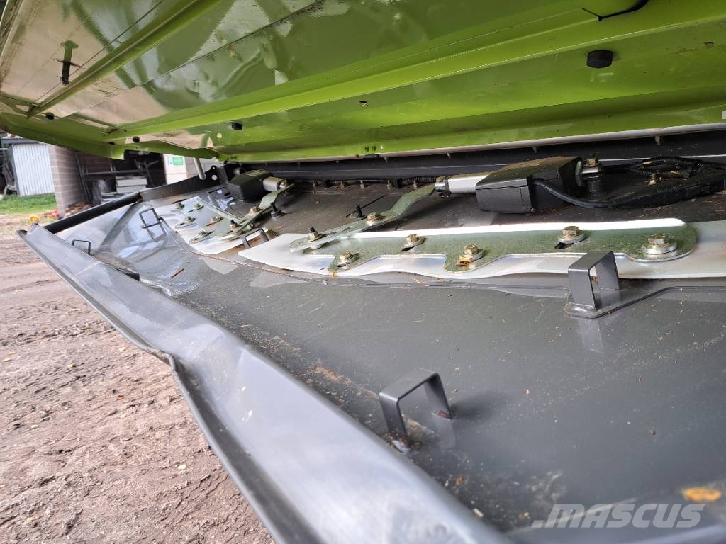 CLAAS Lexion 670 Θεριζοαλωνιστικές μηχανές