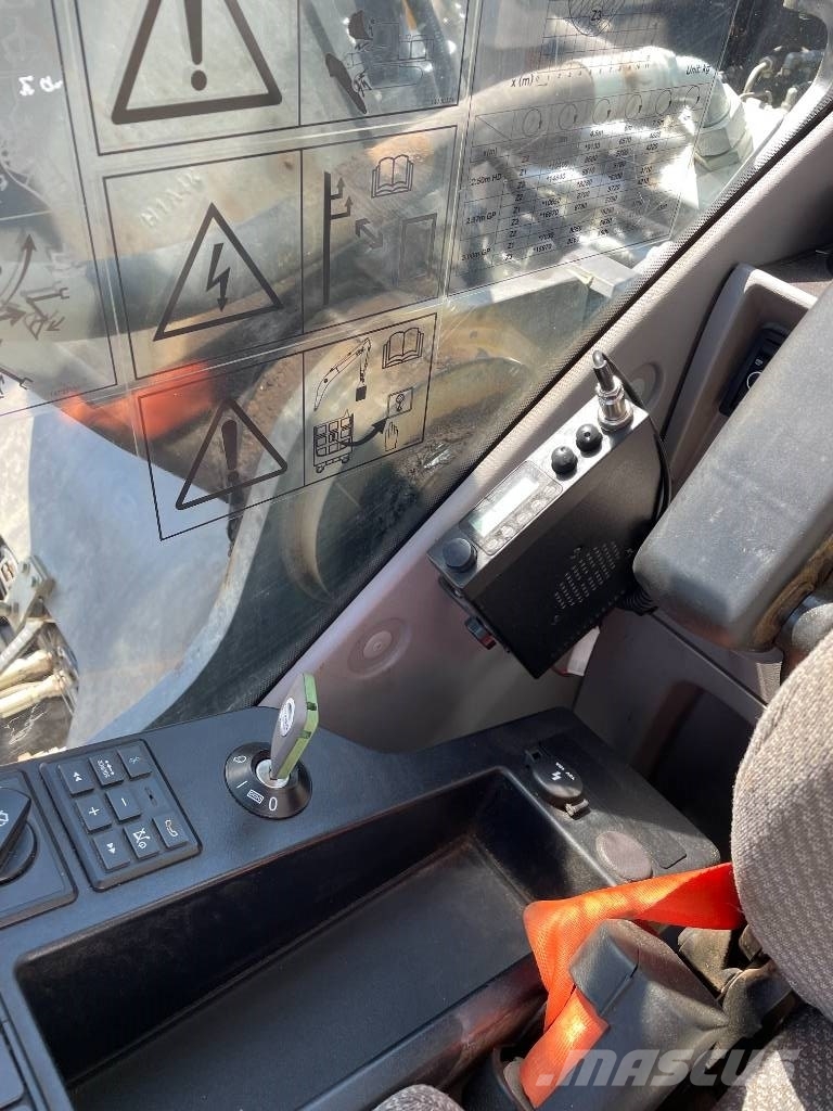 Volvo EC 250 E Bandgrävare