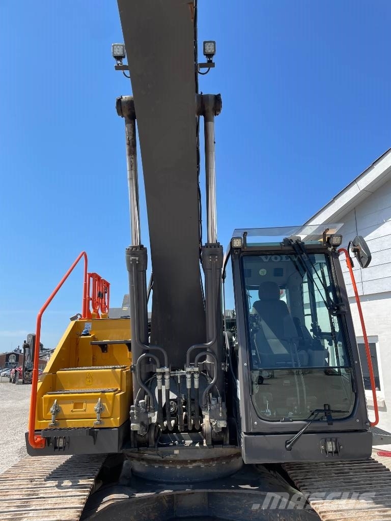 Volvo EC 250 E Bandgrävare