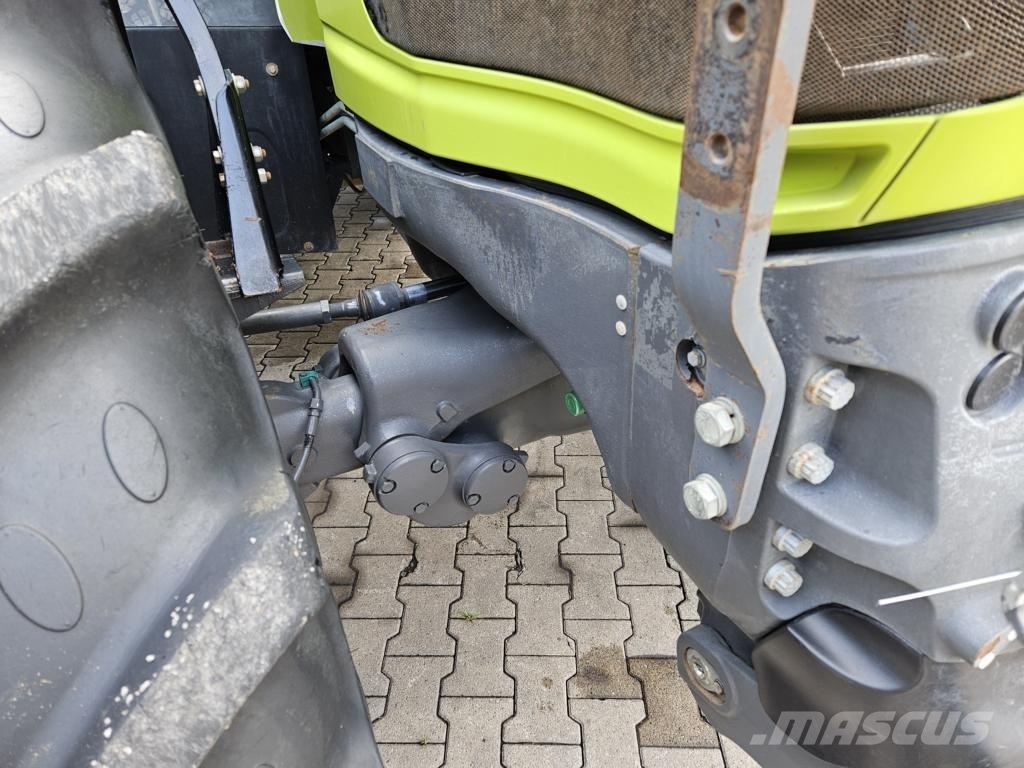 CLAAS AXION 830 CMATIC 트랙터