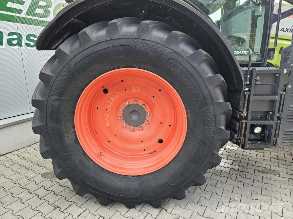 CLAAS AXION 830 CMATIC 트랙터