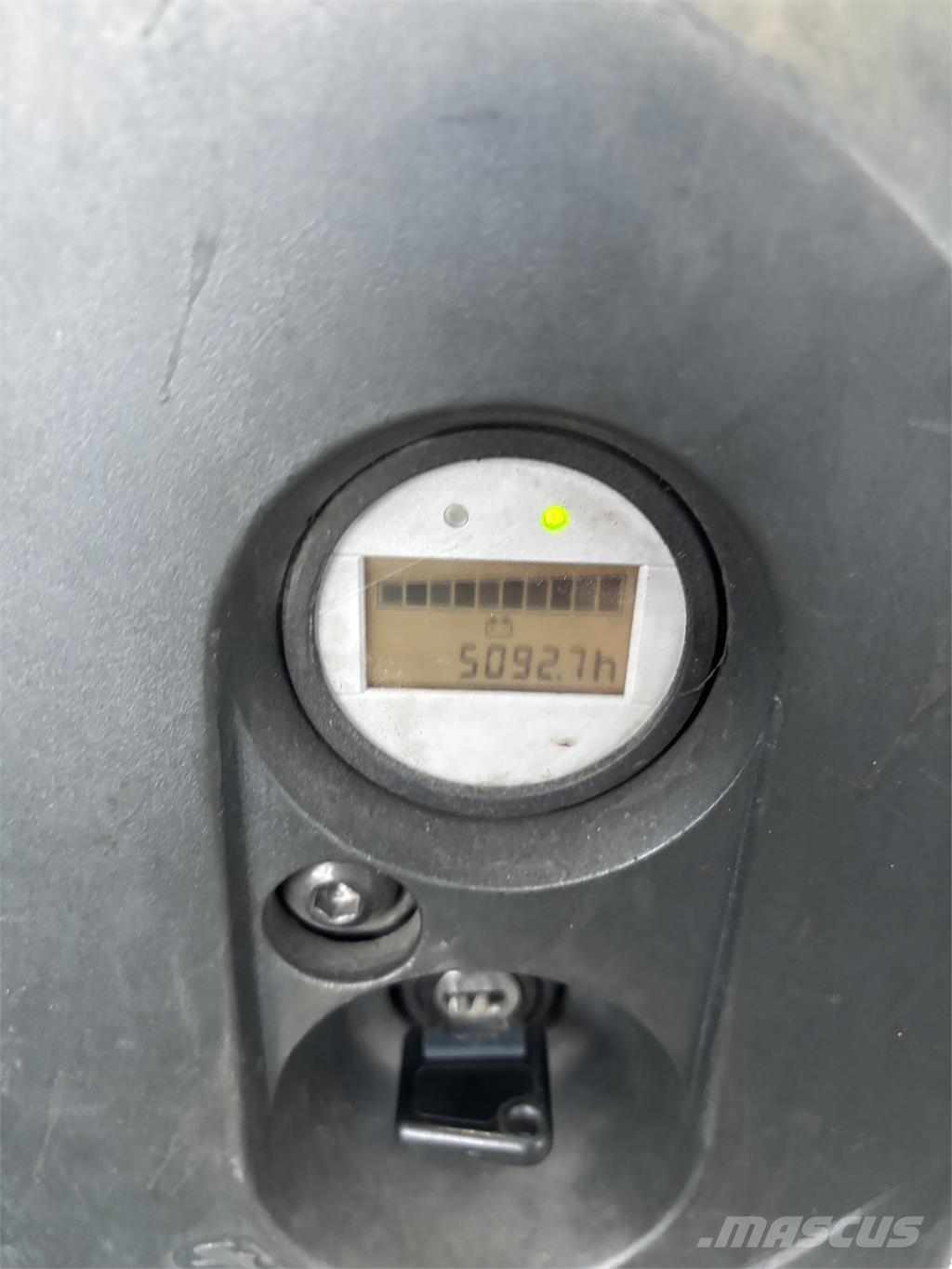 Still EXU20-S Li-lon 行走控制式堆積機