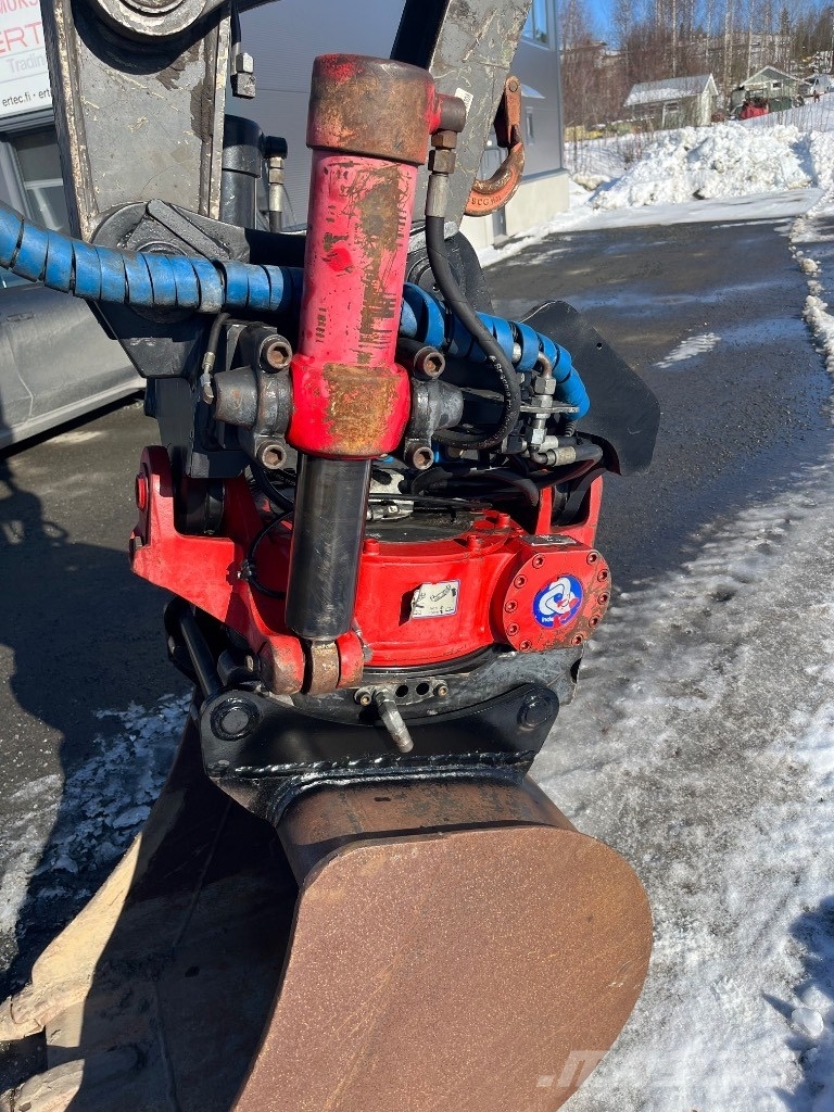 Volvo ECR 88 D (UUSI HYDRAULIPUMPPU) حفارات وسط 7 طن - 12 طن