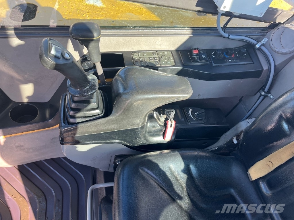 Volvo ECR 88 D (UUSI HYDRAULIPUMPPU) حفارات وسط 7 طن - 12 طن
