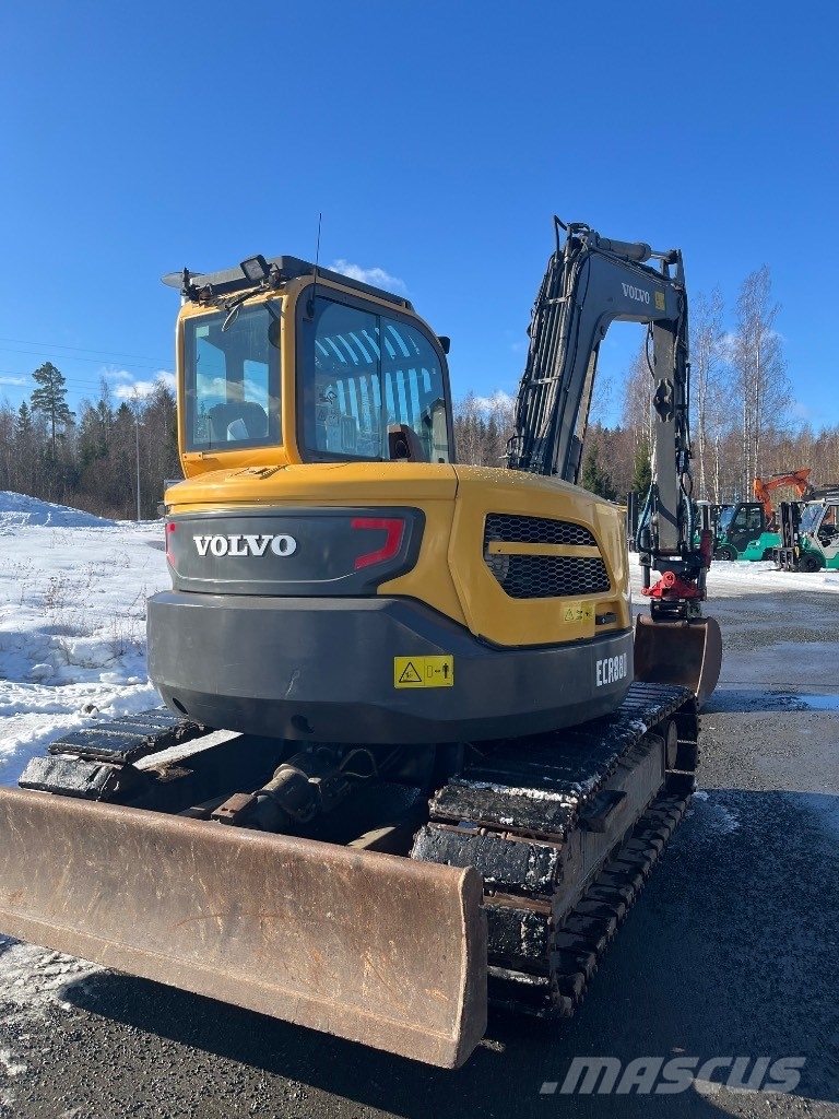 Volvo ECR 88 D (UUSI HYDRAULIPUMPPU) حفارات وسط 7 طن - 12 طن