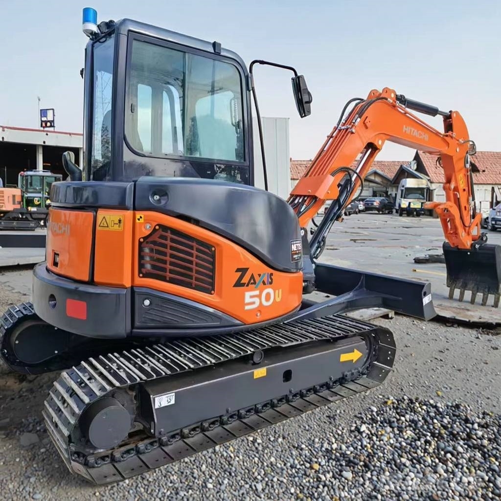 Hitachi ZX 50 U حفارات صغيرة أقل من 7 طن (حفارات صغيرة)