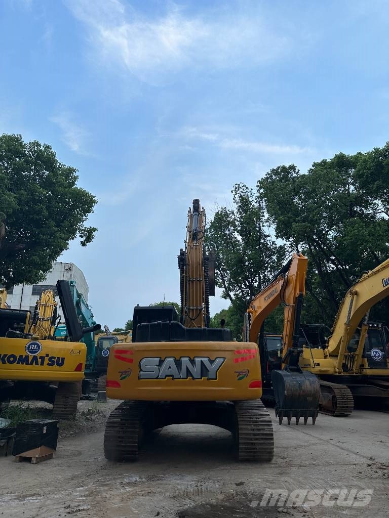 Sany 215C Midi bagri 7t – 12t