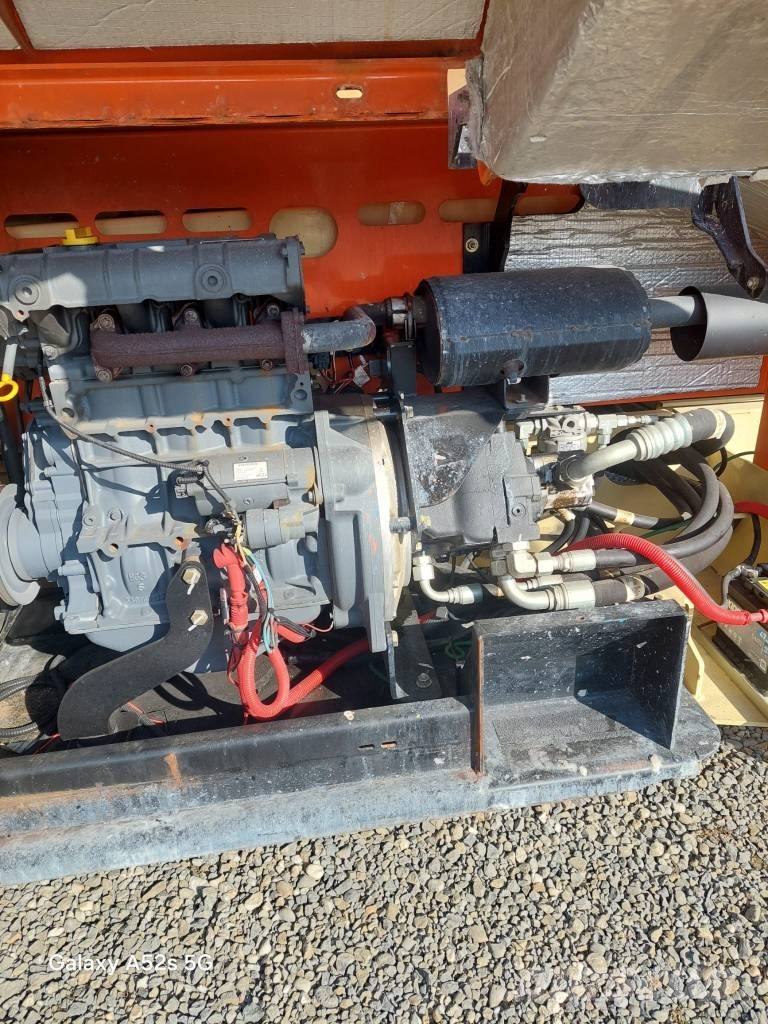 JLG 4394 RT Podnośniki nożycowe
