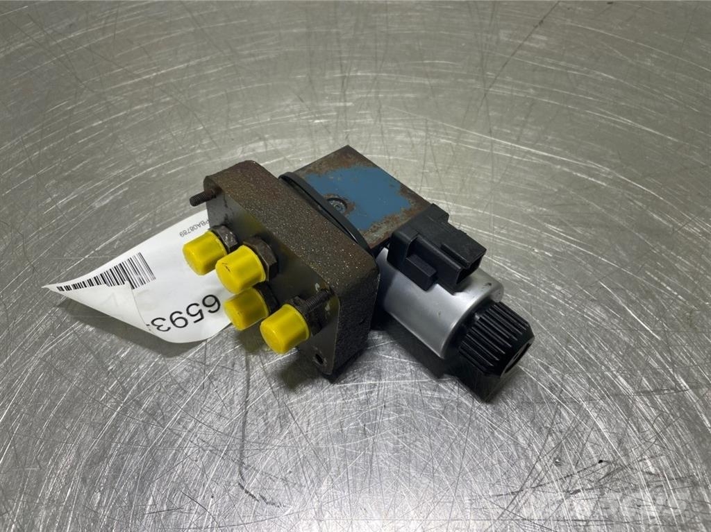 Ahlmann AZ10-Bosch 081WV06P1V1010WS012-NG6 4/2 Valve 12V 유압식 기계