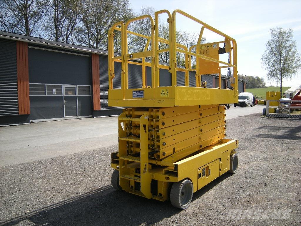 Genie GS 4047 (ID1233) Žirkliniai keltuvai