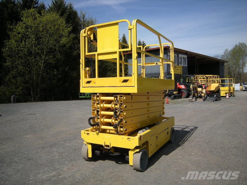 Genie GS 4047 (ID1233) Žirkliniai keltuvai