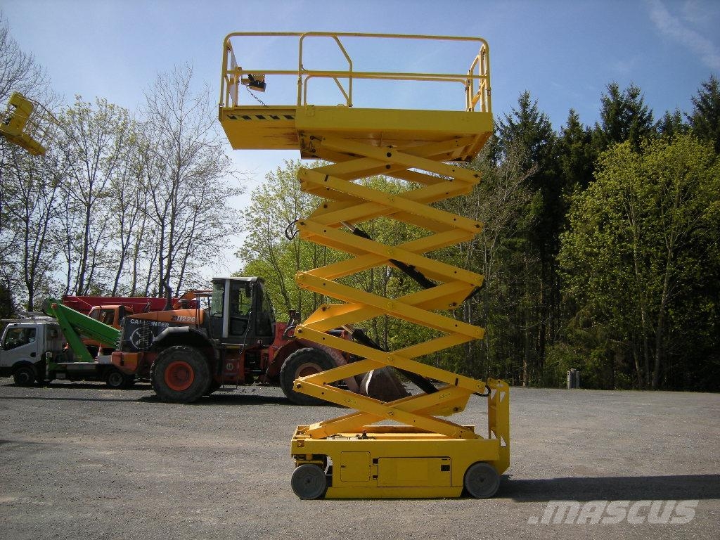 Genie GS 4047 (ID1233) Žirkliniai keltuvai