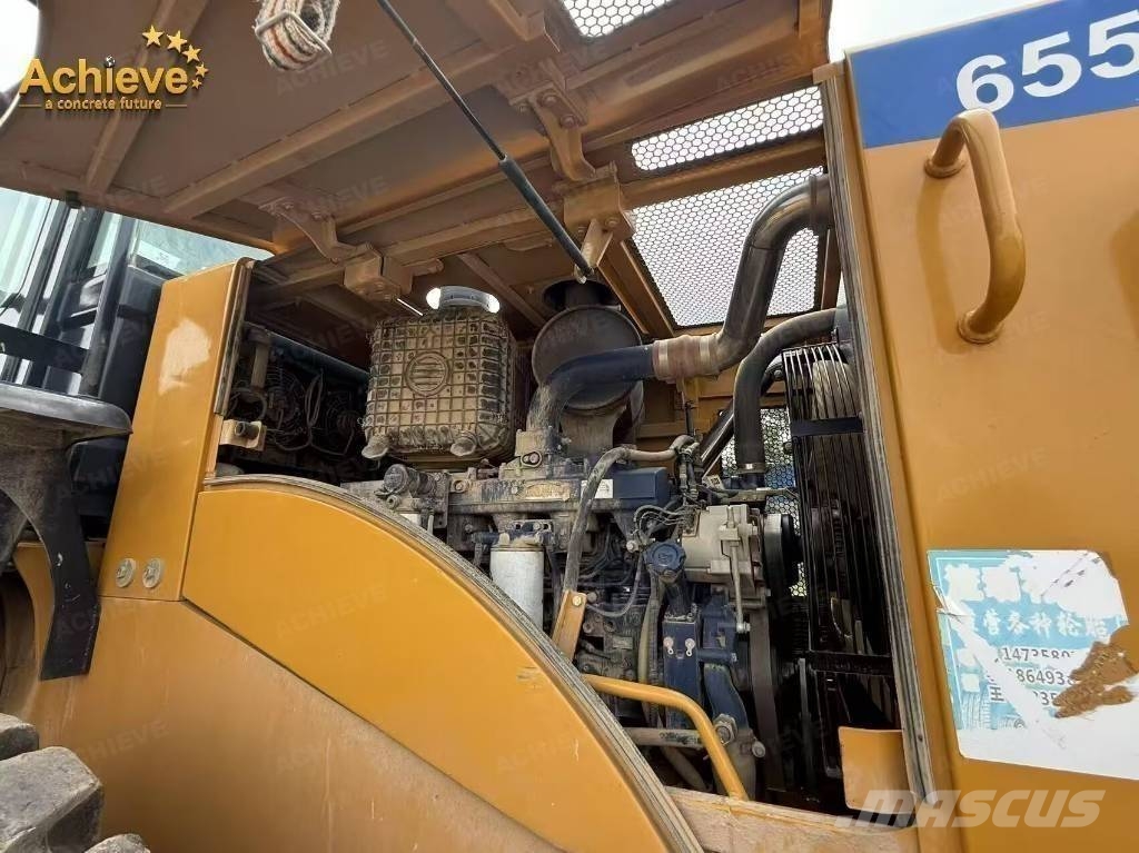 SEM 655D Колесни товарачи