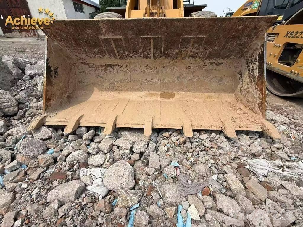 SEM 655D Колесни товарачи